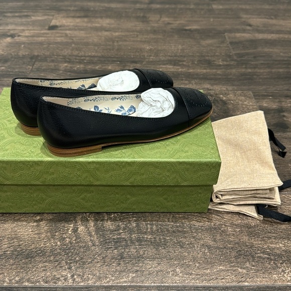 Gucci Hills Logo Ballet Interlocking G Flat (Women) BNIB 35 - Picture 6 of 9